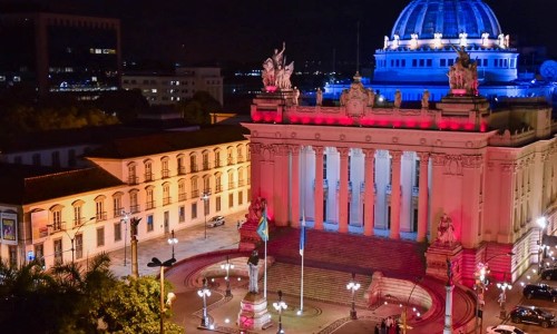 Outubro Rosa: Palácio Tiradentes recebe iluminação e Alerj faz campanha